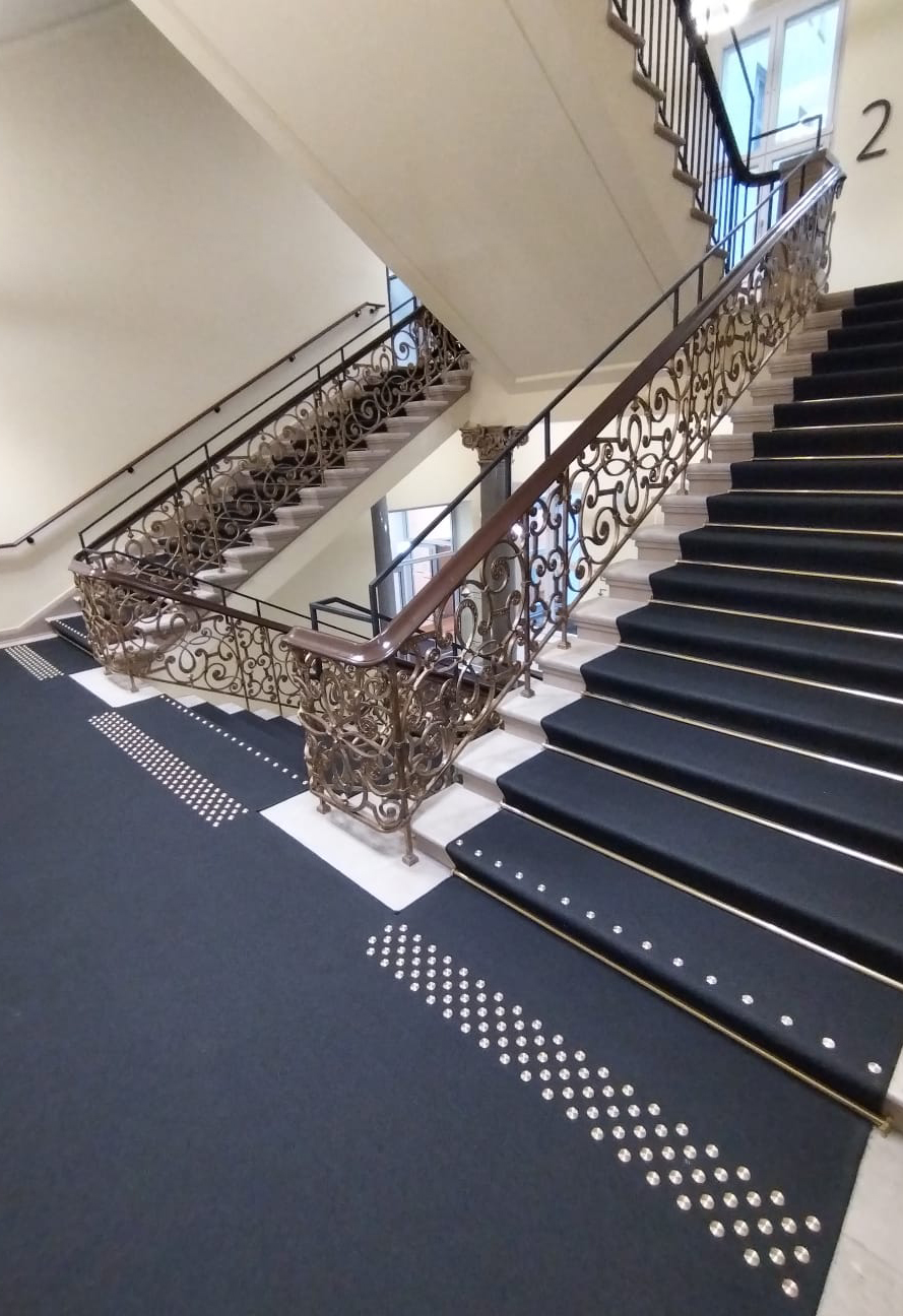 Leitsysteme, Beschilderung | Bodenindikatoren