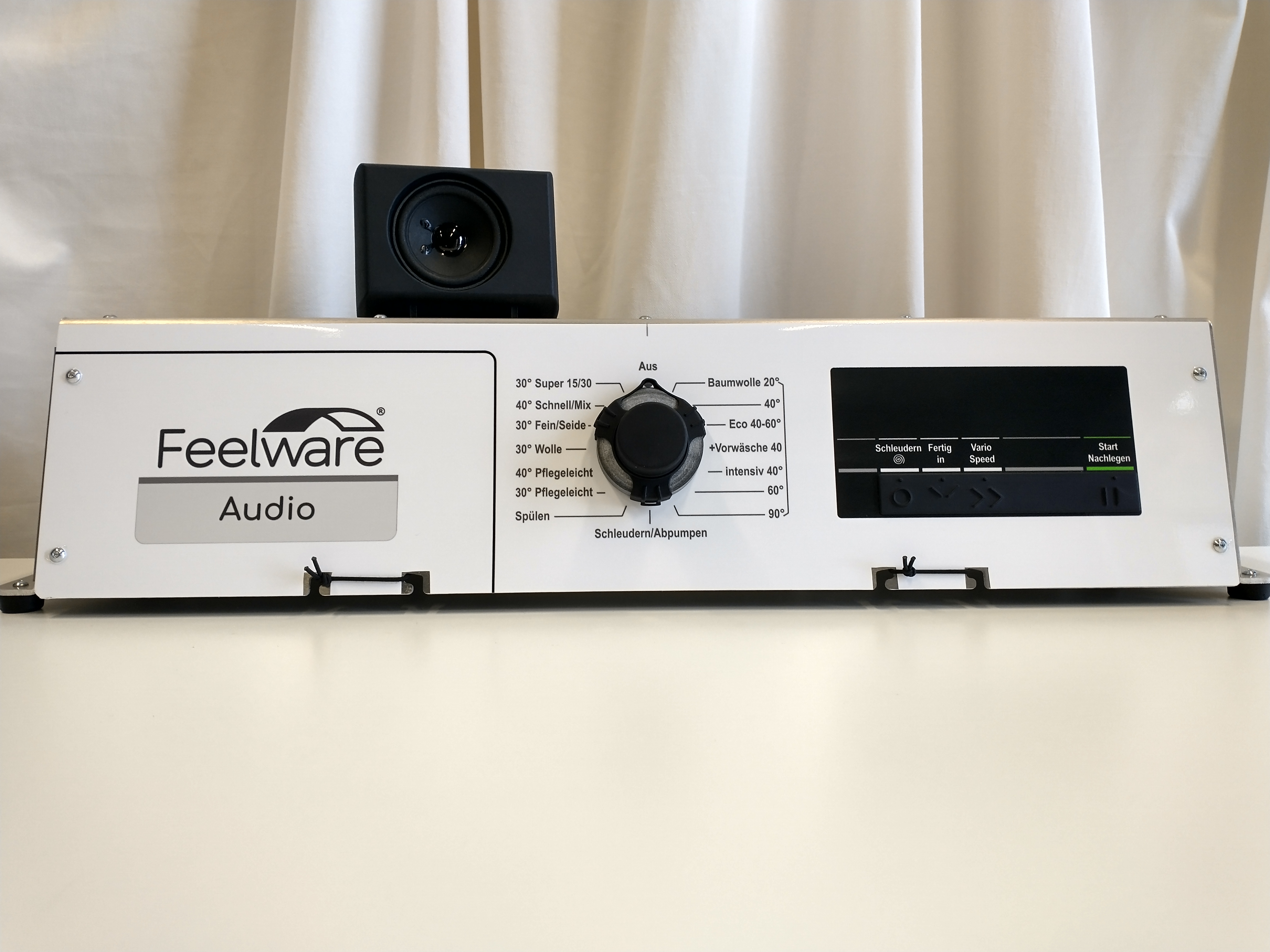 With the demo kit, you can test and try out the Feelware audio retrofit for washing machines and cookers.